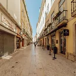 Downtown Pensión 3*