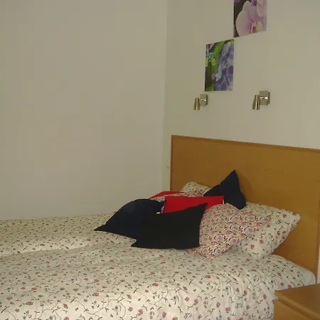 Downtown Гостевой дом 3*